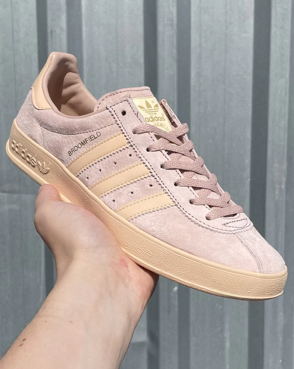 Adidas Broomfield Trainers Pearl - Image 2