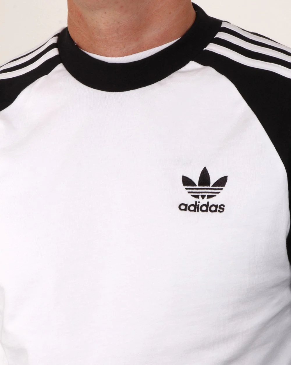 Adidas Originals 3 Stripes Long Sleeve T Shirt White/black - Image 3