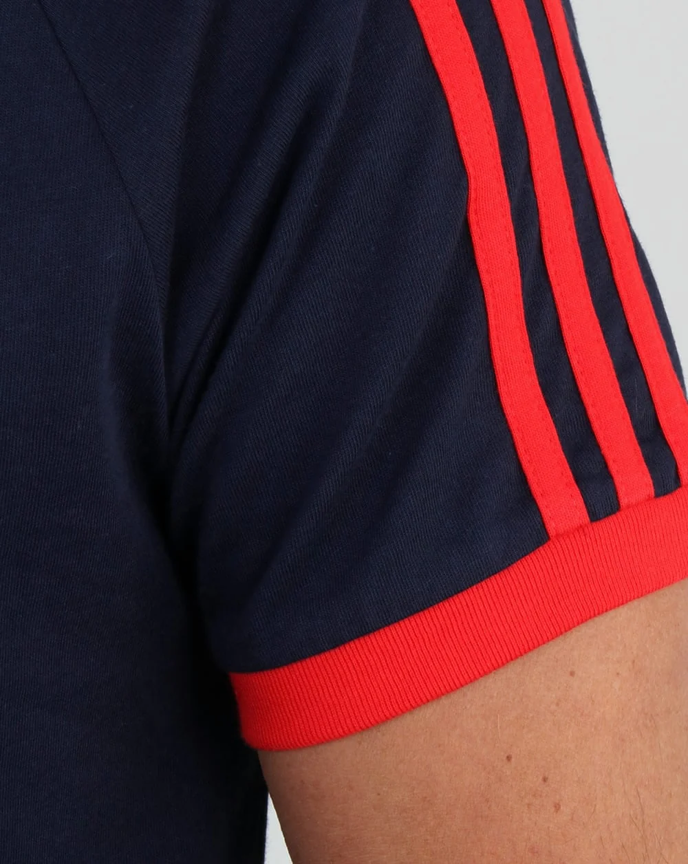 Adidas Originals Retro 3 Stripes T Shirt Navy/Red - Image 3