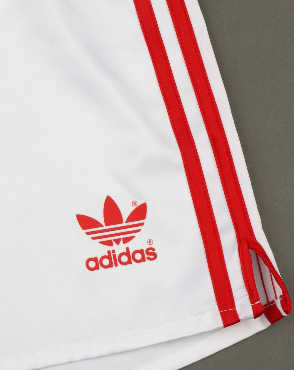 Adidas Originals Retro 90s Shorts White-red - Image 2