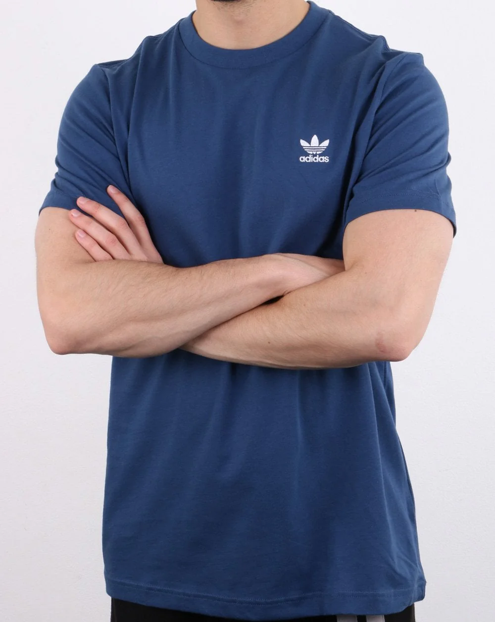Adidas Originals T Shirt Deep Blue - Image 3