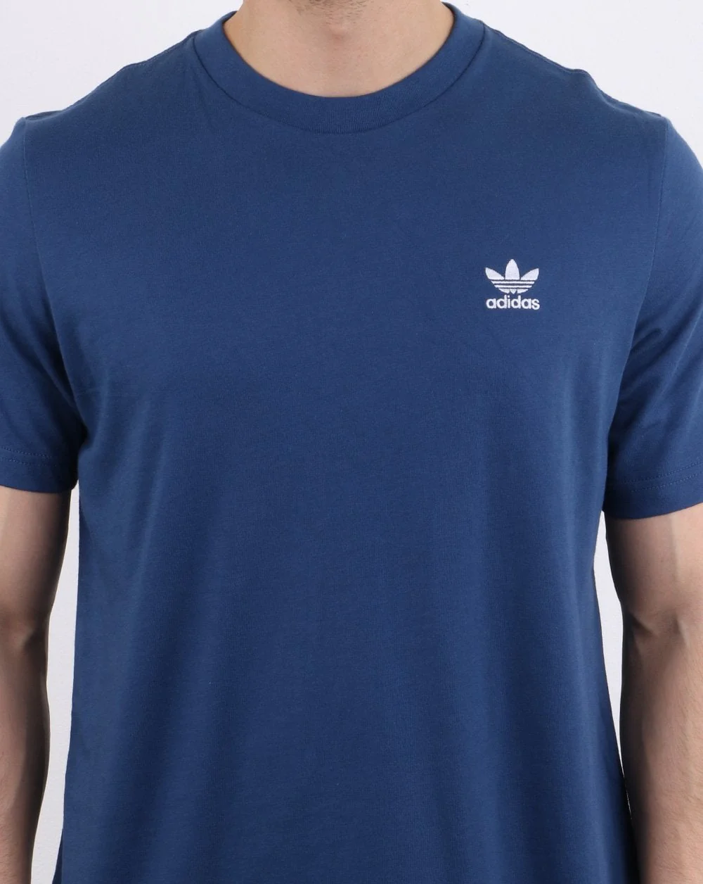 Adidas Originals T Shirt Deep Blue - Image 4