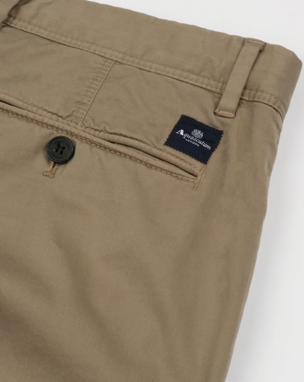 Aquascutum Gowan Lightweight Cotton Shorts Beige - Image 3