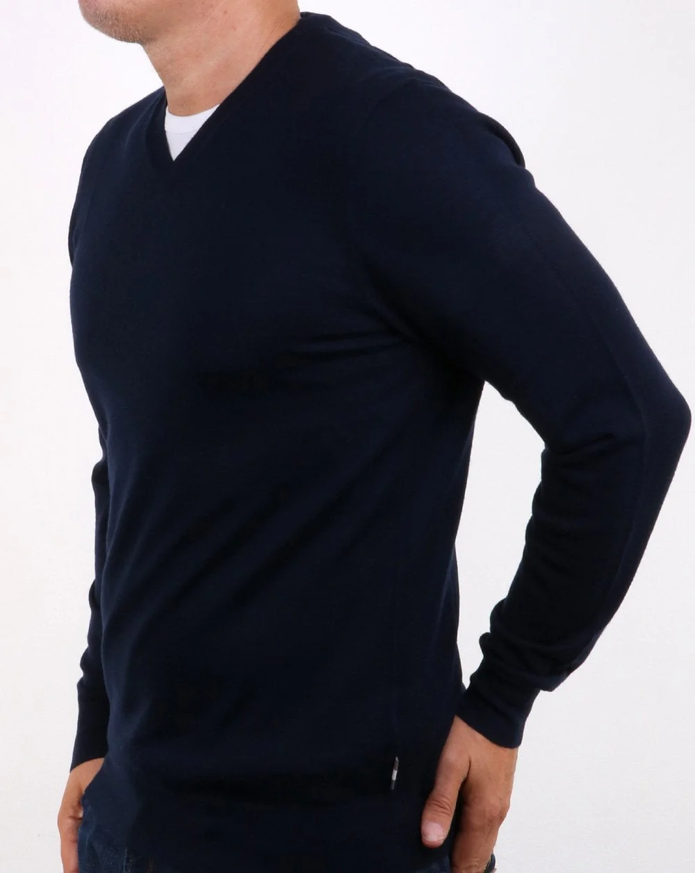 Aquascutum Helm Merino V Neck Navy - Image 3