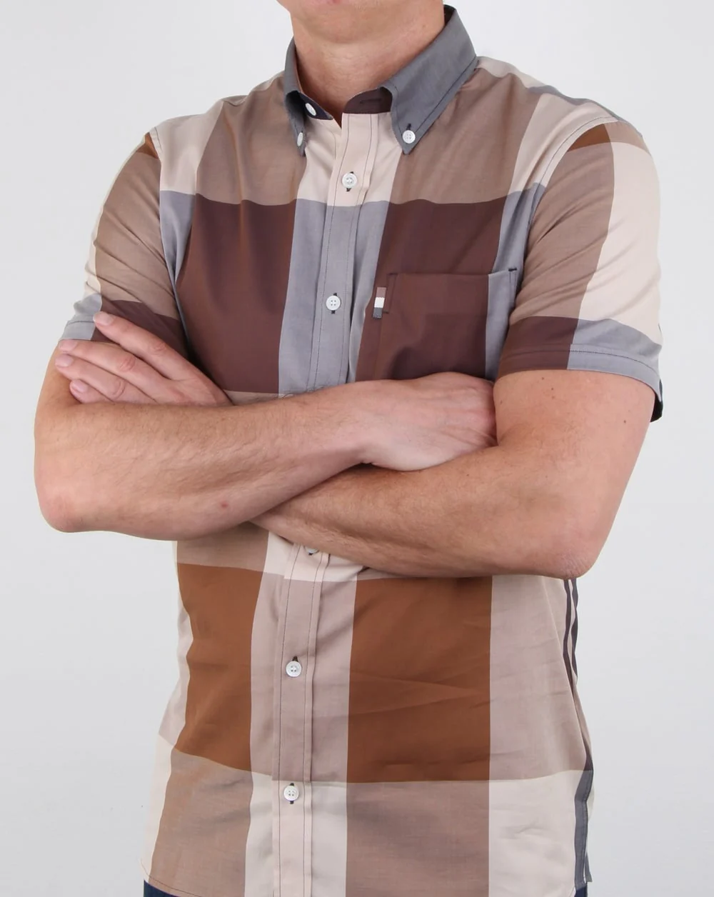 Aquascutum Henlake Giant Club Check Ss Shirt Vicuna - Image 3