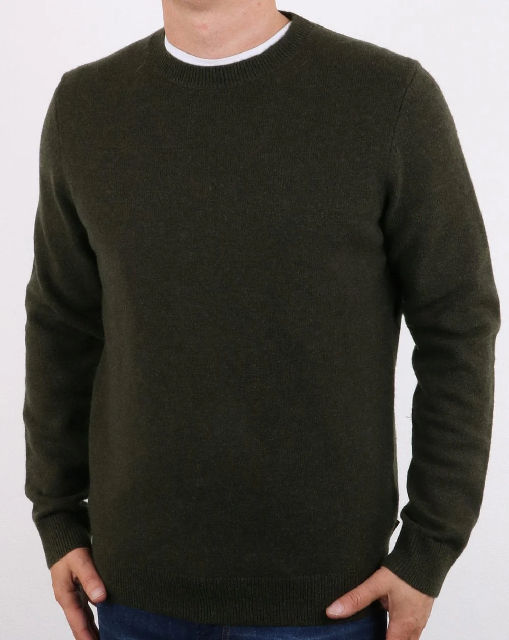 Aquascutum Lance Lambswool Jumper Military Green - Image 3