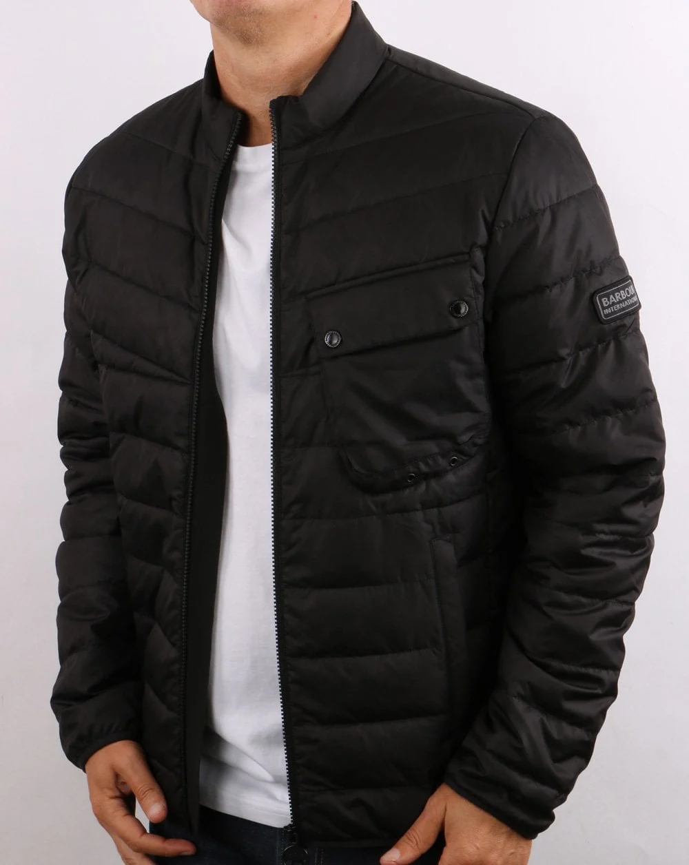 Barbour International Winter Chain Quilt Jacket Black - Image 4