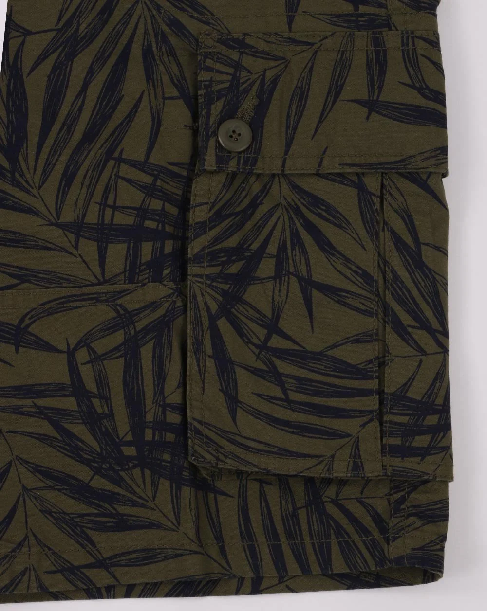 Benetton Combat Print Shorts Khaki - Image 2
