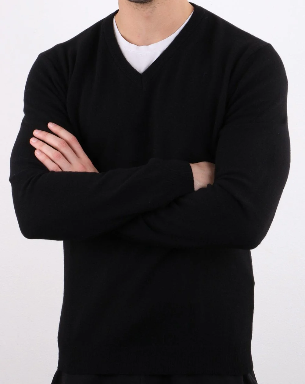 Benetton Merino Wool V-Neck Jumper Black - Image 2