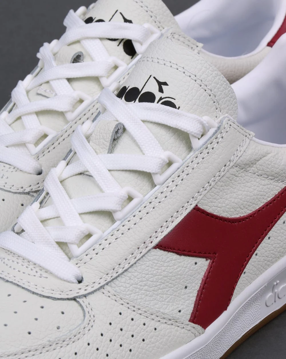 Diadora B. Elite L Trainers White/Burgundy Red/Gum - Image 4