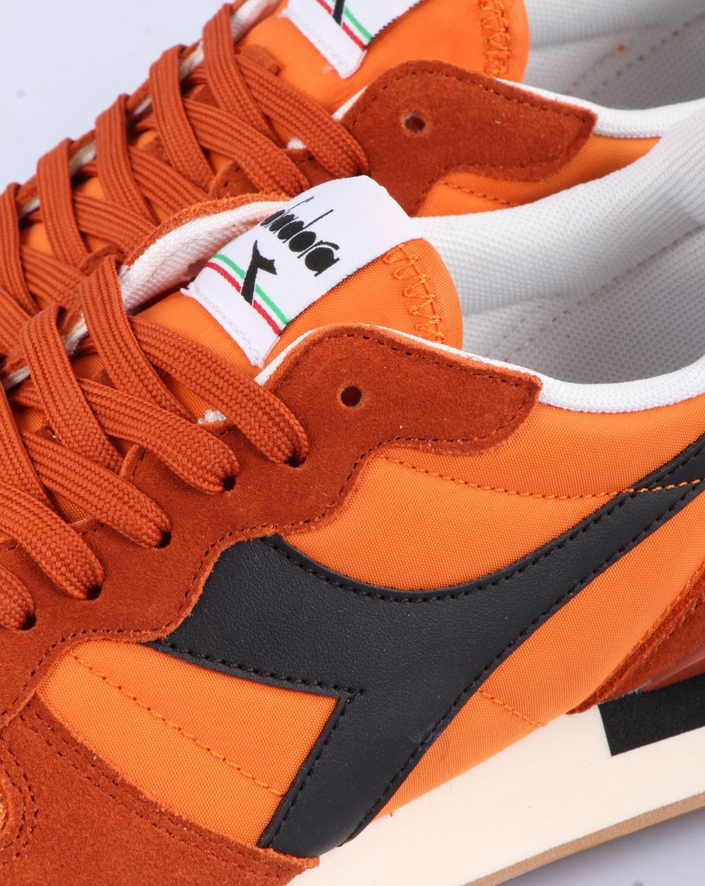 Diadora Camaro Trainers Gold Flame/Black - Image 4