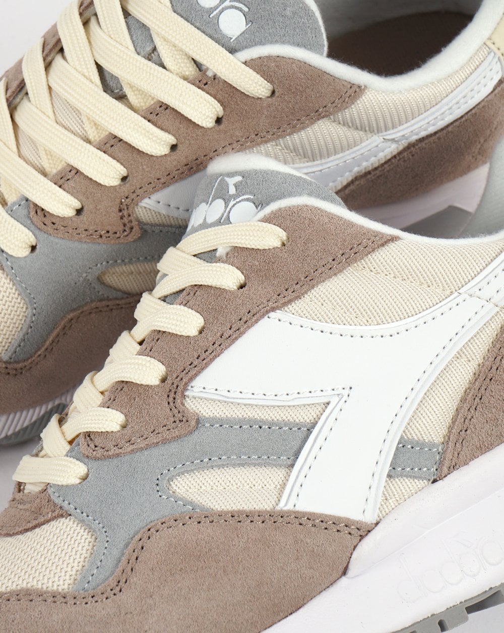 Diadora N902 Trainer Coffee/Cream - Image 4