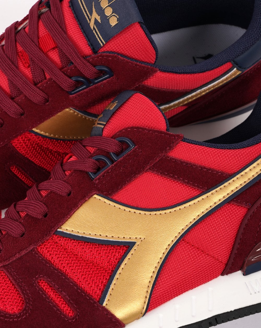 Diadora Titan Seb Trainer Red Navy Gold - Image 3