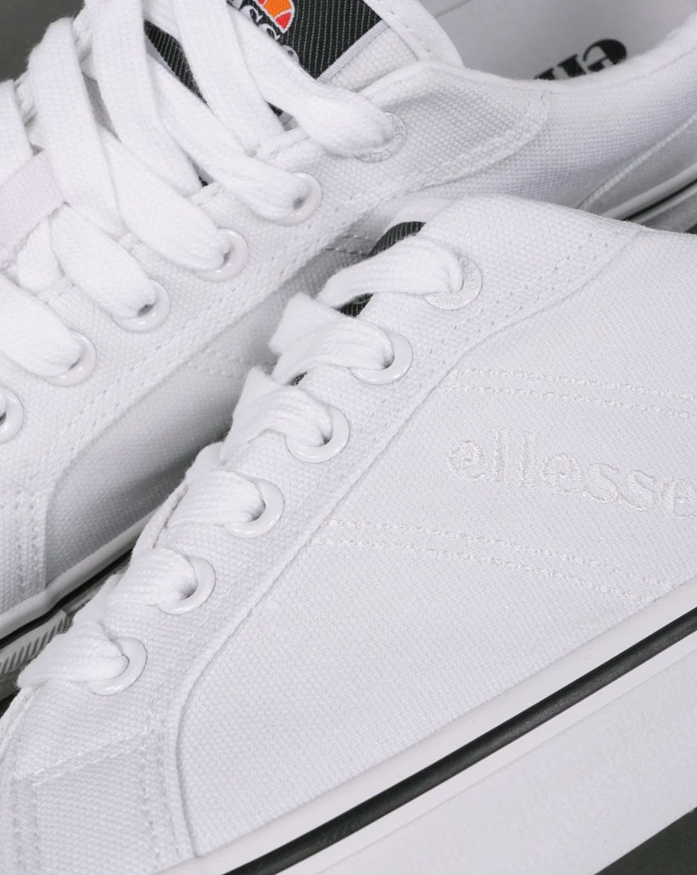 Ellesse Canvas Vulc Pumps White - Image 2