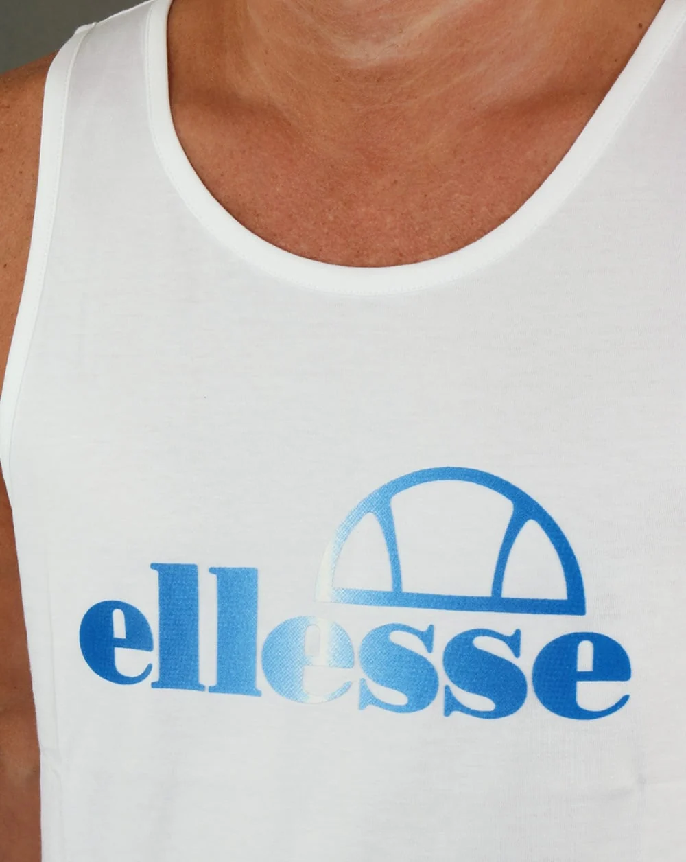 Ellesse Metropole Vest White - Image 2