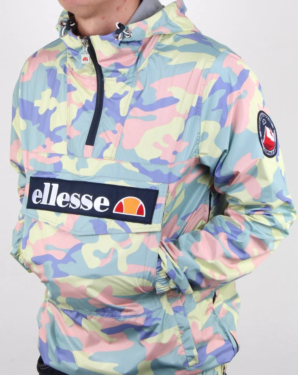 Ellesse Mont Lightweight Jacket Coloured Camo - Image 3