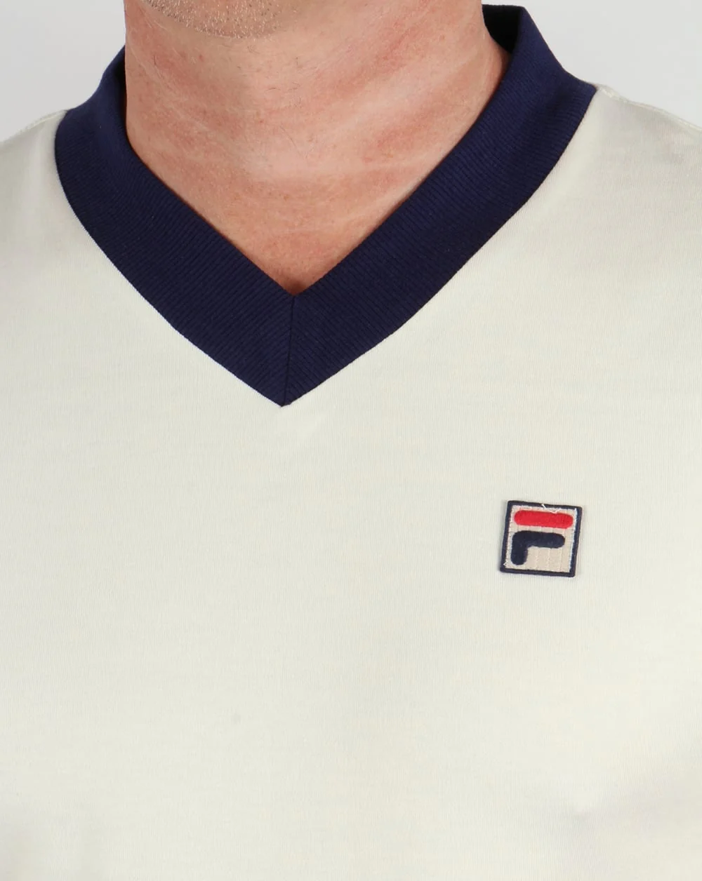 Fila Vintage Carrack V Neck T-shirt Gardenia/Navy - Image 2