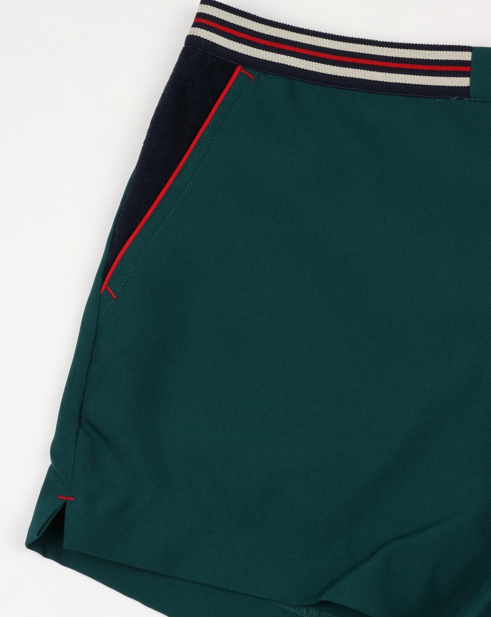 Fila Vintage High Tide 4 Shorts Green/Navy - Image 4