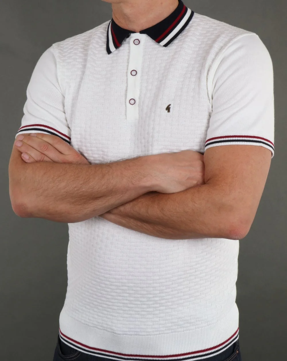 Gabicci Vintage Casper Knitted Polo Shirt White - Image 4