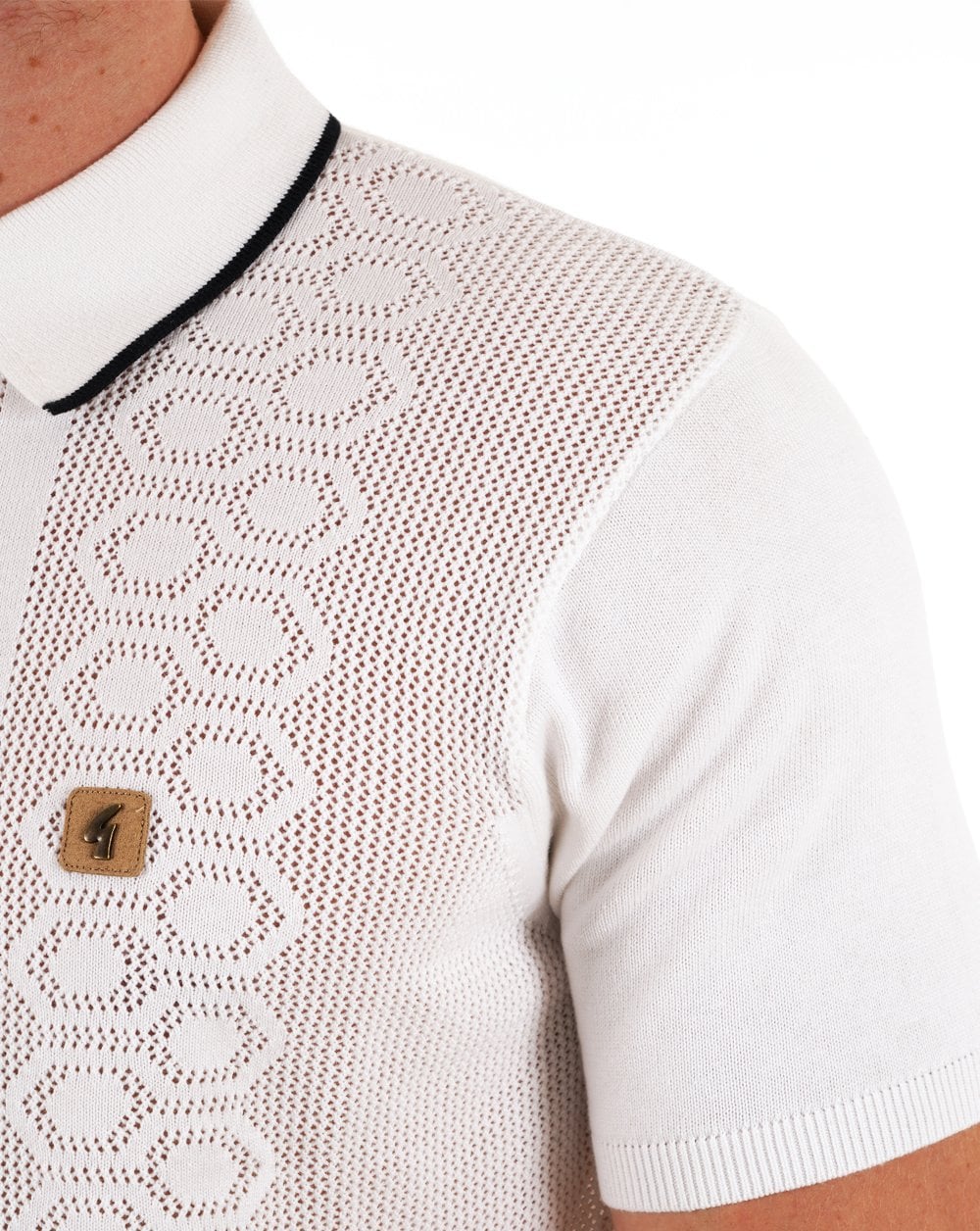 Gabicci Vintage Knitted Weave Polo Shirt White - Image 4