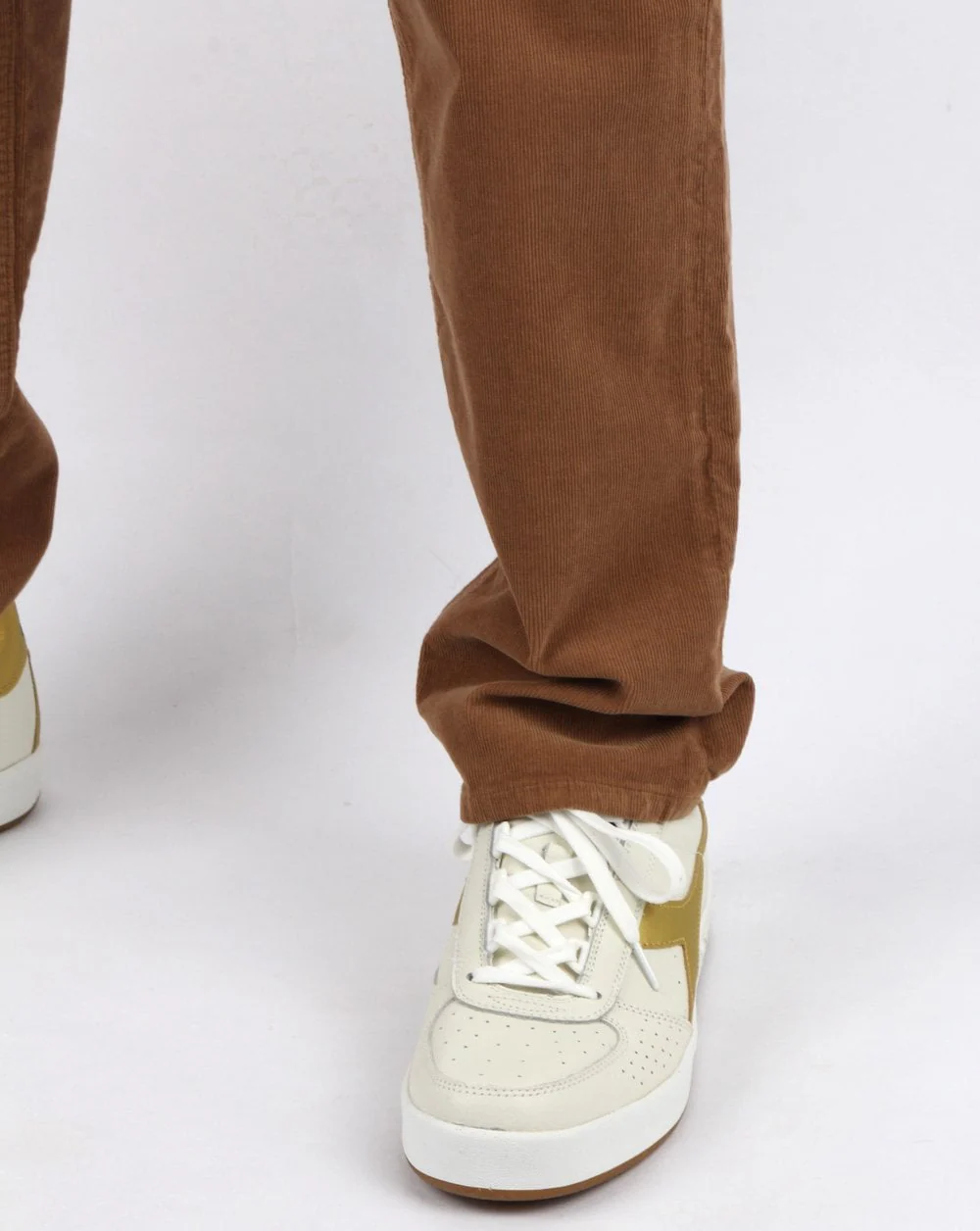 Gant Regular Cord Jeans Roasted Walnut - Image 3