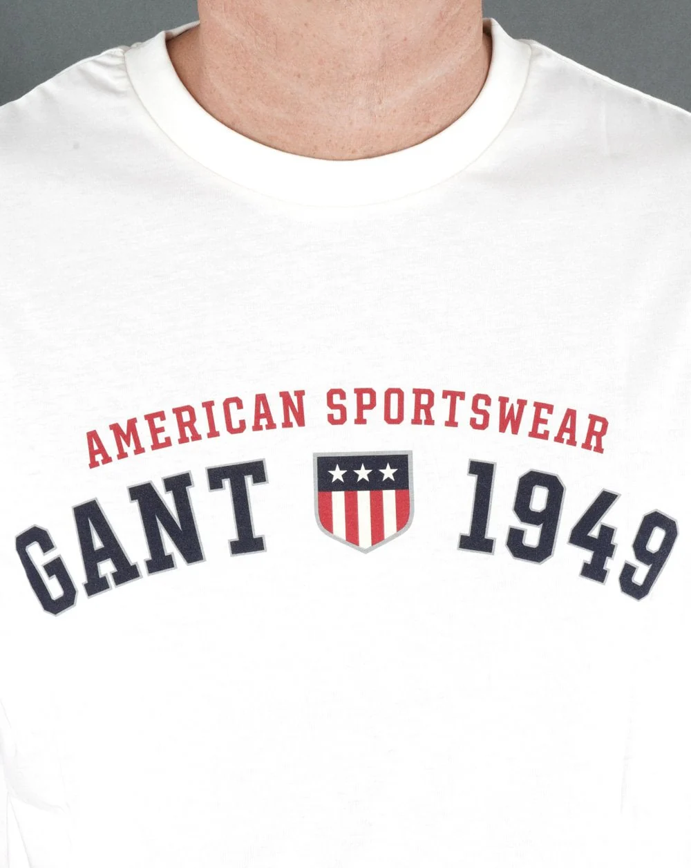 Gant Retro Shield T-shirt Eggshell - Image 2