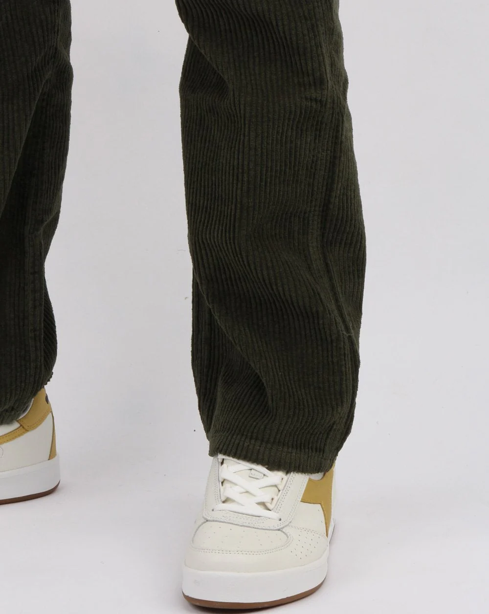 Lois Dallas Classic Straight Jumbo Cords Olive - Image 4