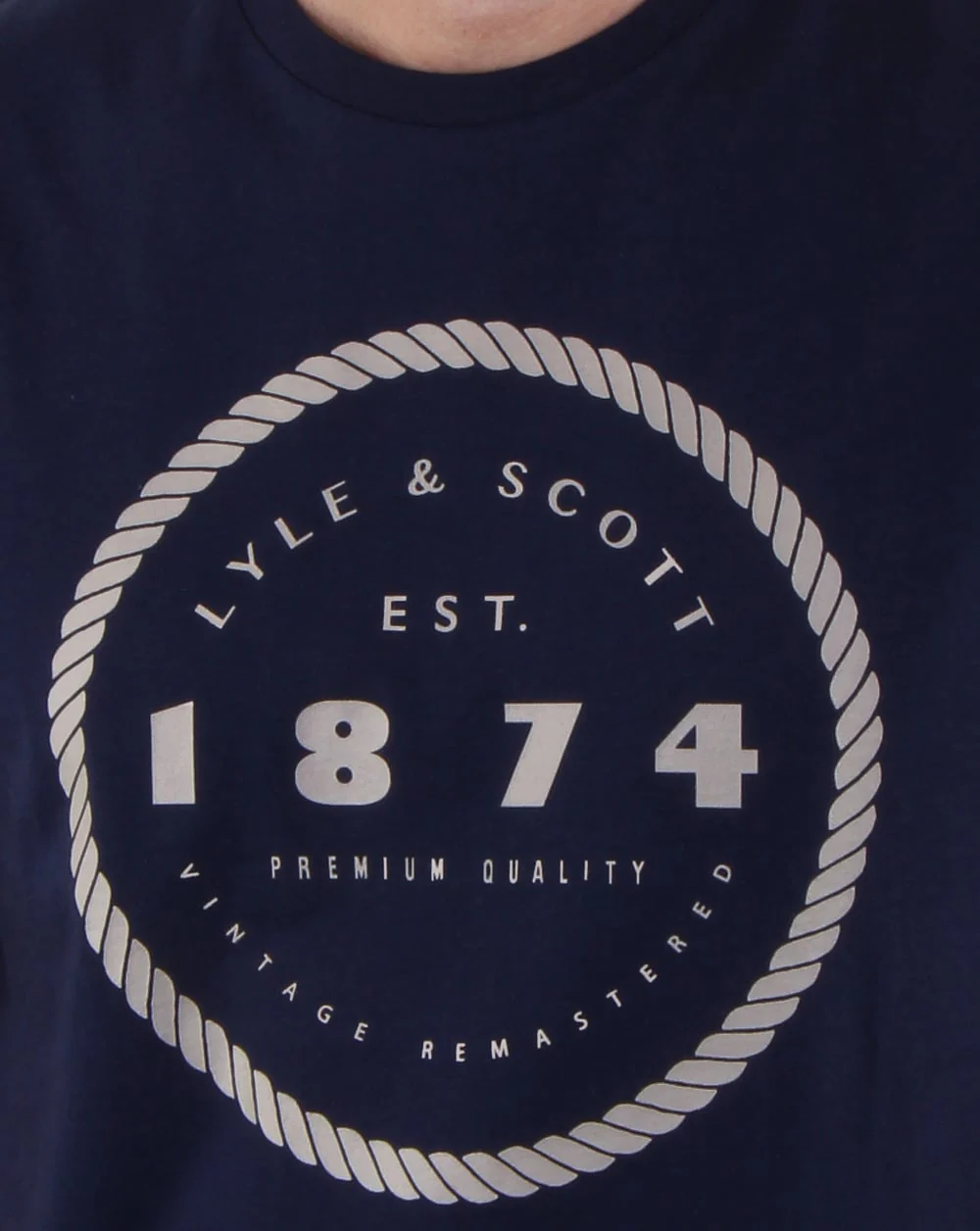 Lyle And Scott Graphic Print T Shirt Navy - Image 2