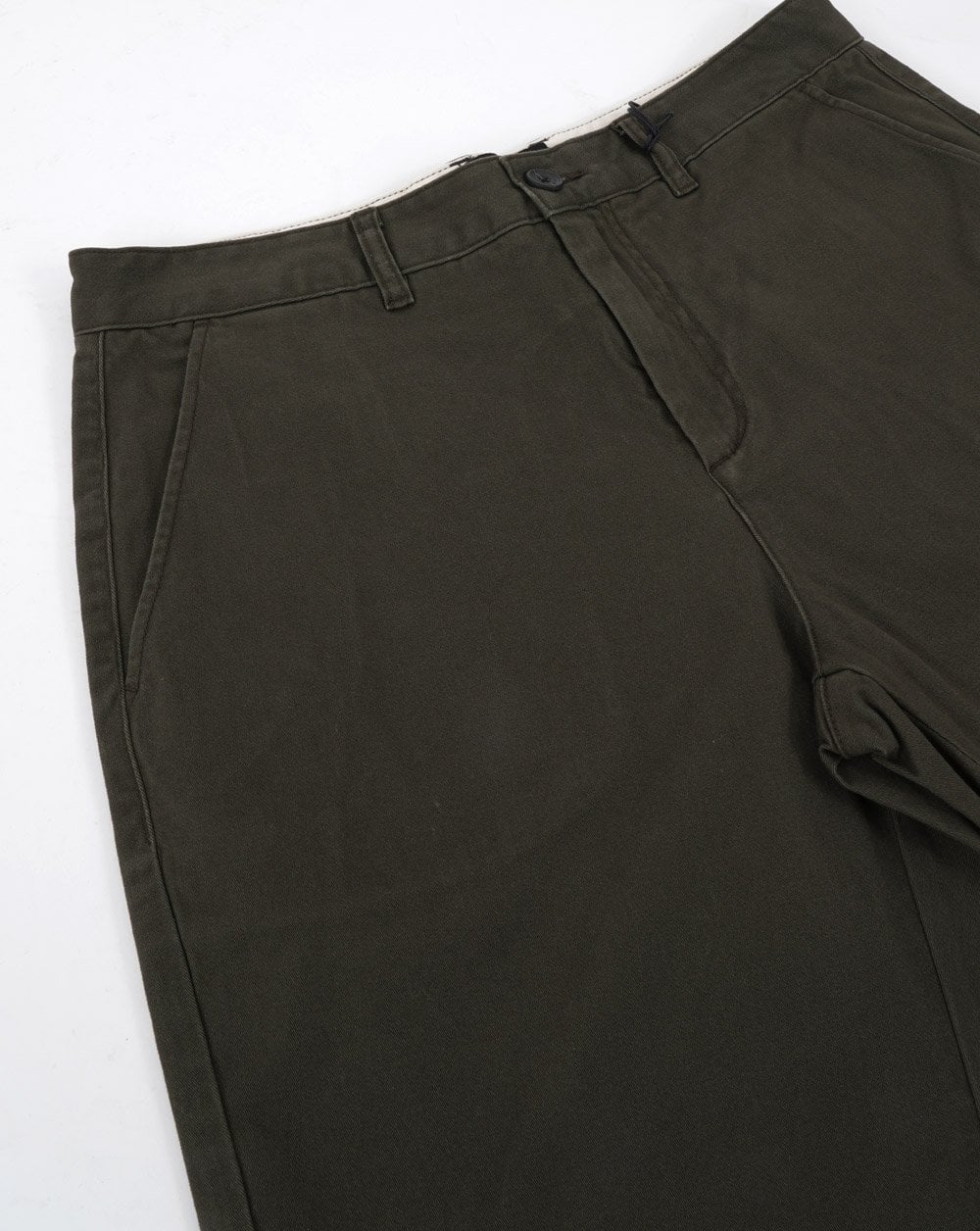 Lyle & Scott Chino Shorts Olive - Image 2