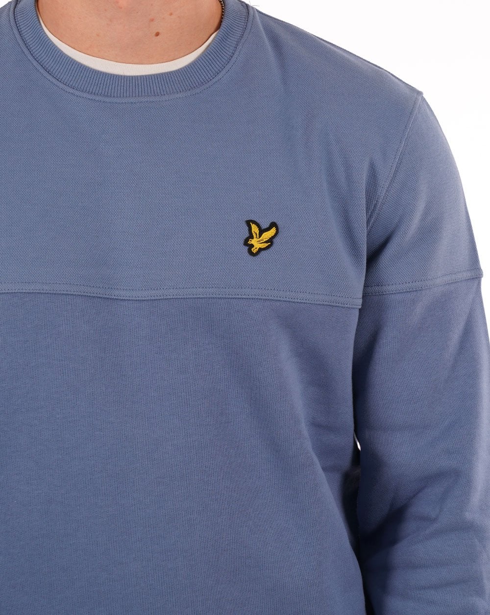 Lyle & Scott Textured Crew Neck Sweatshirt Pioneer Blue - Image 2