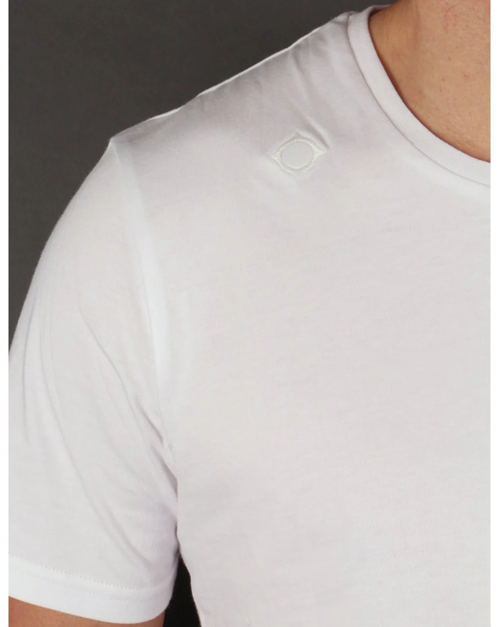 Ma.strum Kit Issue Short Sleeve Crew Neck T-shirt White - Image 2