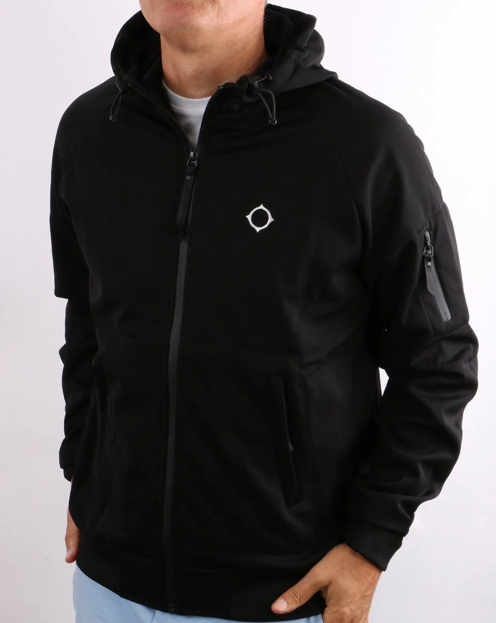 MA.STRUM Tech Fleece Full Zip Hoody Jet Black - Image 5