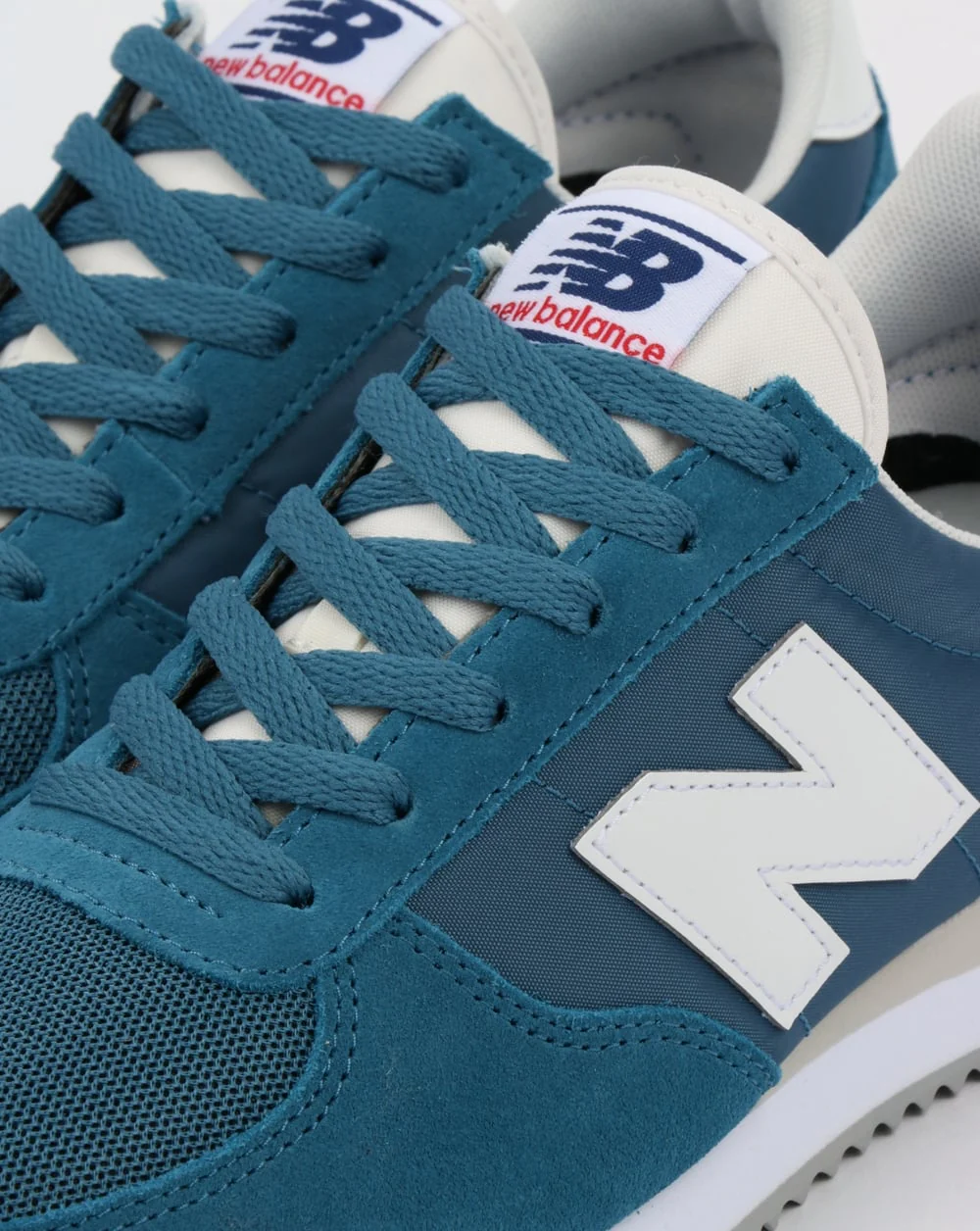 New Balance 220 Trainers Light Blue/White - Image 4