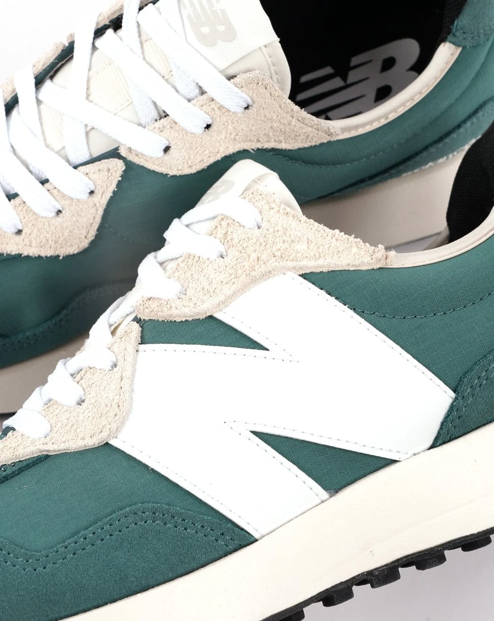 New Balance 327 Trainer New Spruce - Image 3