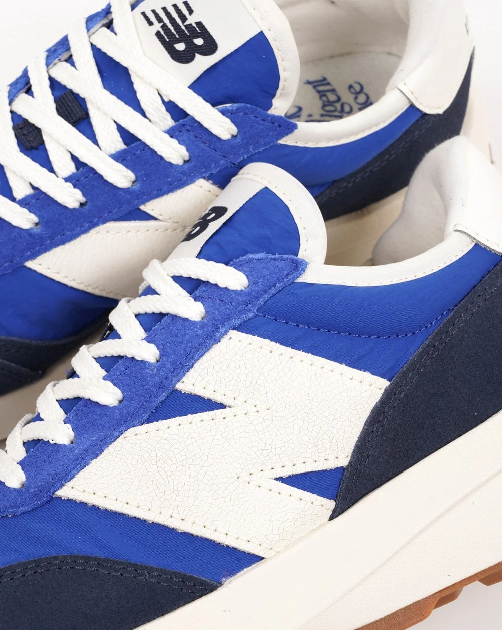 New Balance 370 Trainers Blue/Sea Salt - Image 3