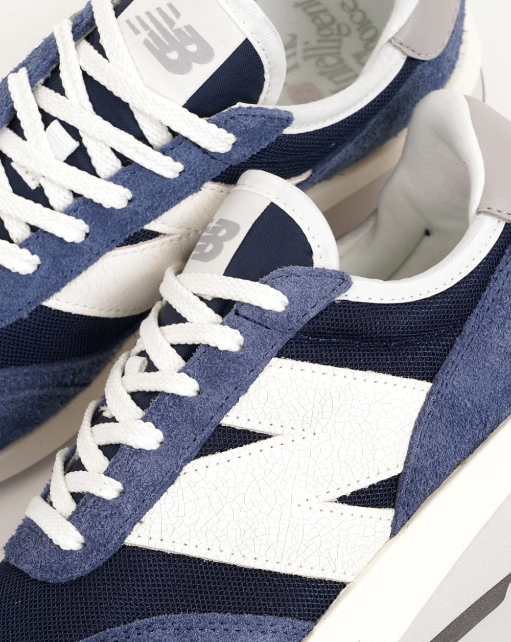 New Balance 370 Trainers Navy/Sea Salt - Image 3
