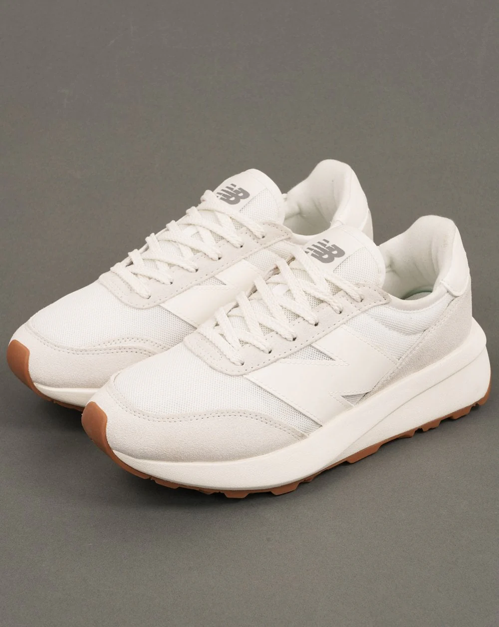 New Balance 370 Trainers Sea Salt/Reflection - Image 2