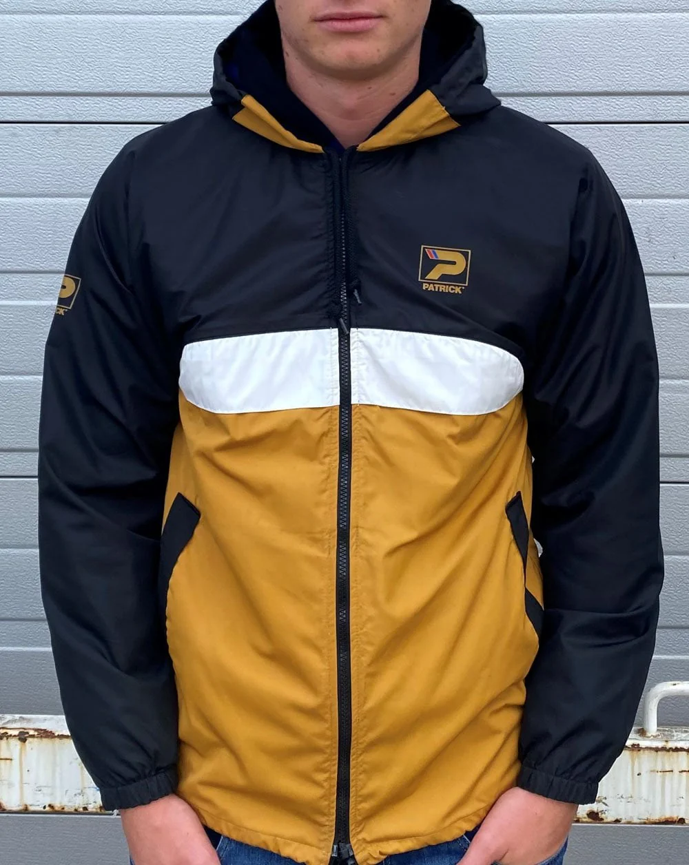 Patrick Classic Cagoule Black/Gold - Image 3