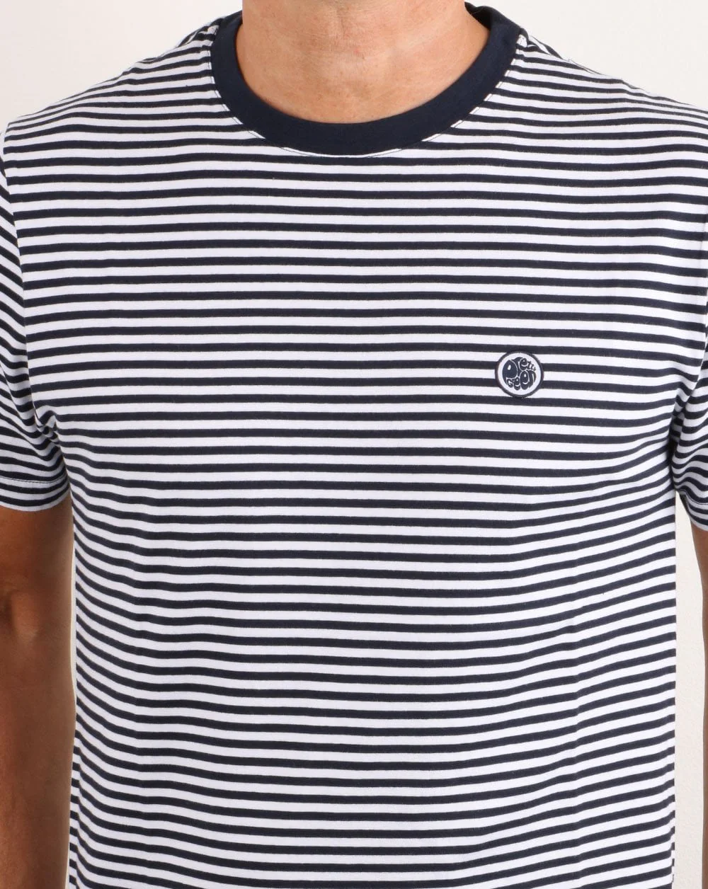 Pretty Green Summerbee Feeder T-shirt Blue - Image 3