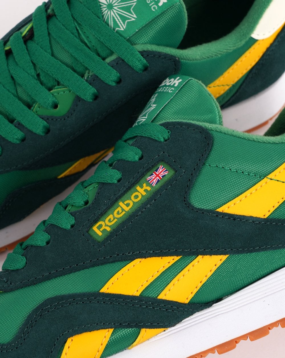 Reebok Classic Trainers Green Yellow - Image 2