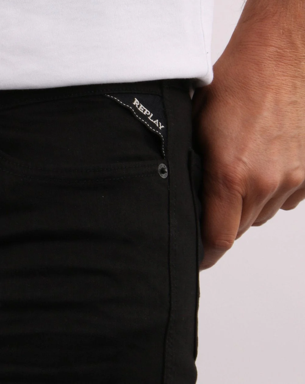 Replay Anbass Slim Fit Jeans Black - Image 2