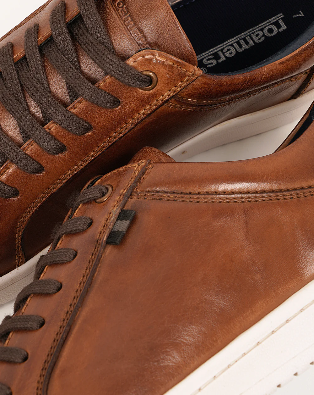 Roamers 7 Eyelet Shoe Trainers Tan - Image 3