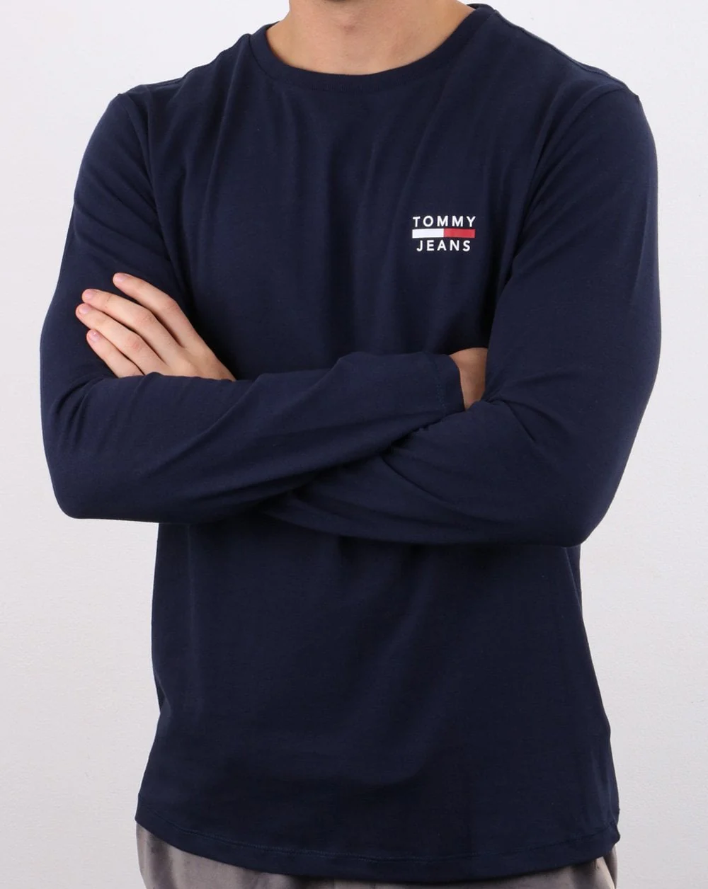 Tommy Hilfiger Long Sleeve Logo T-shirt Navy - Image 3