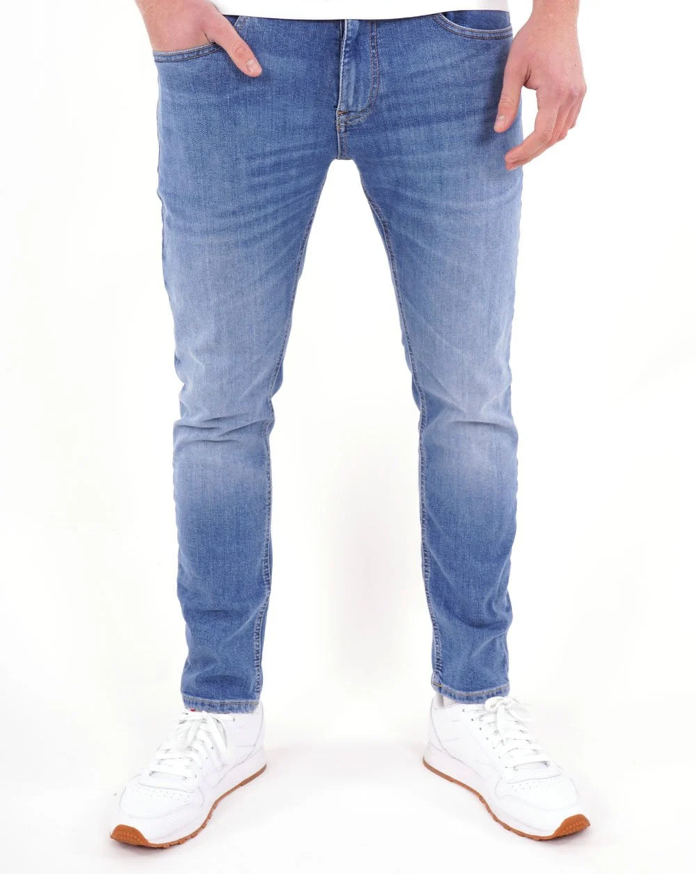 Tommy Jeans Austin Slim Tapered Jeans Denim Medium - Image 2