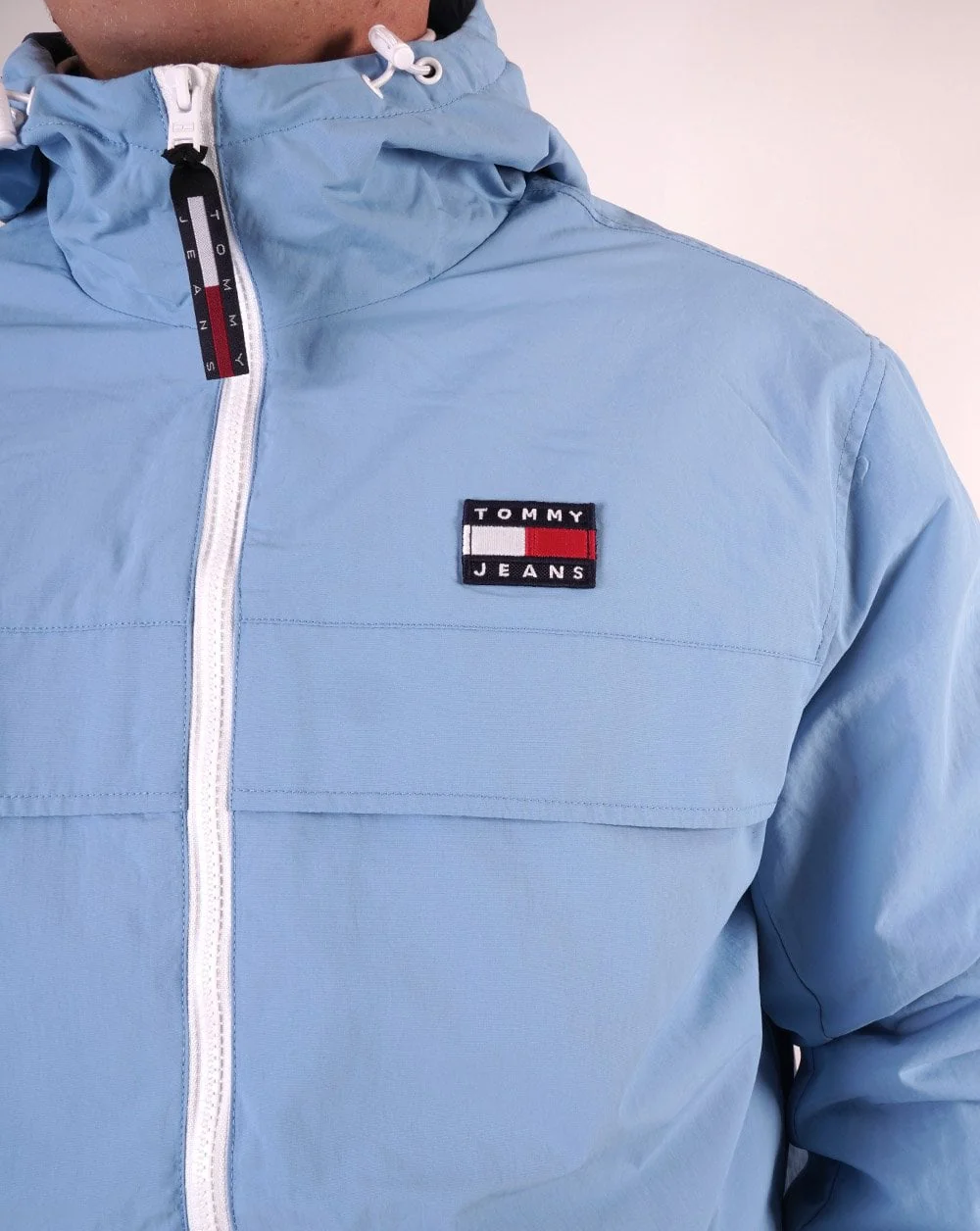 Tommy Jeans Chicago Windbreaker Sky Blue - Image 2