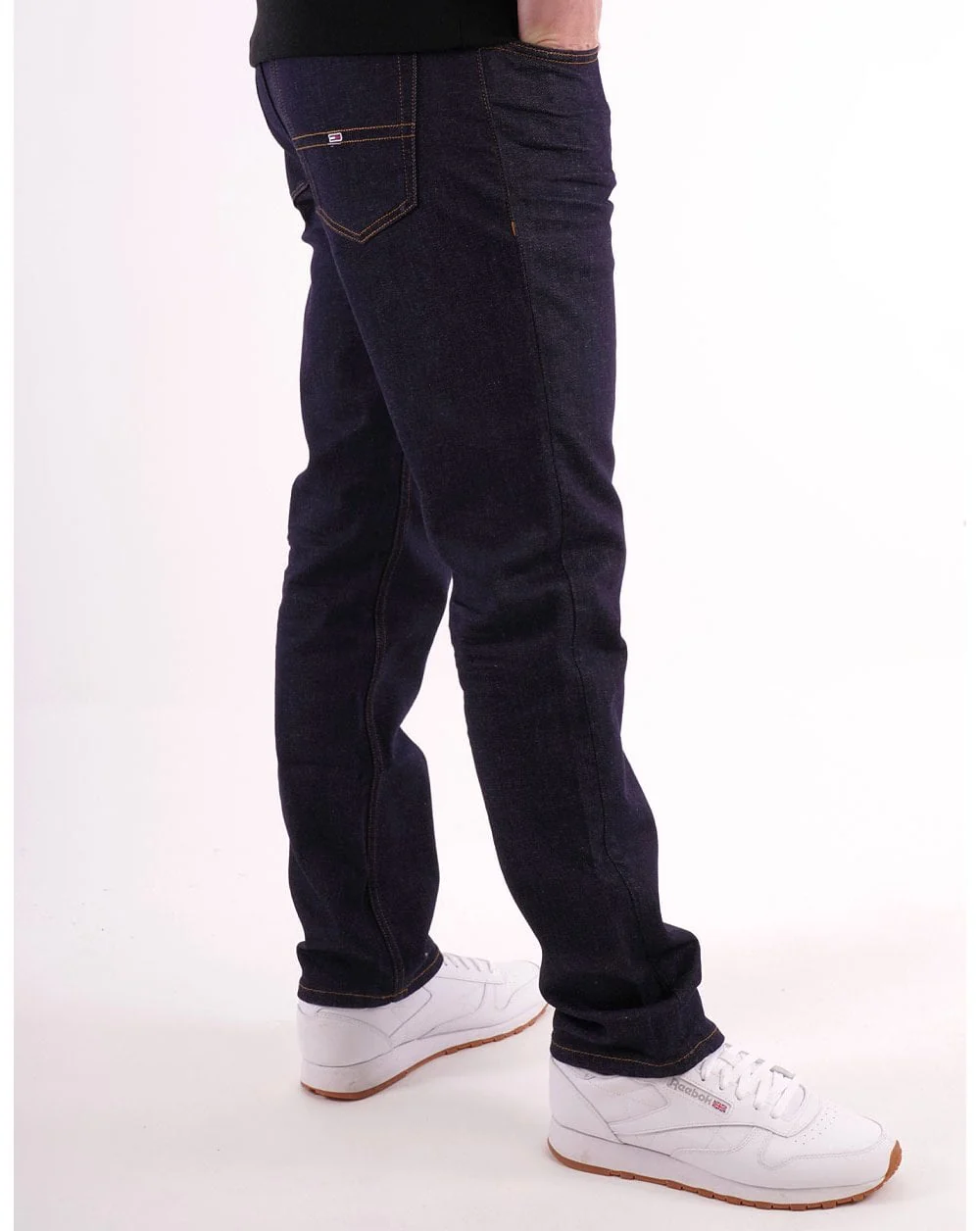 Tommy Jeans Ryan Regular Straight Jeans Dark Rinse - Image 2