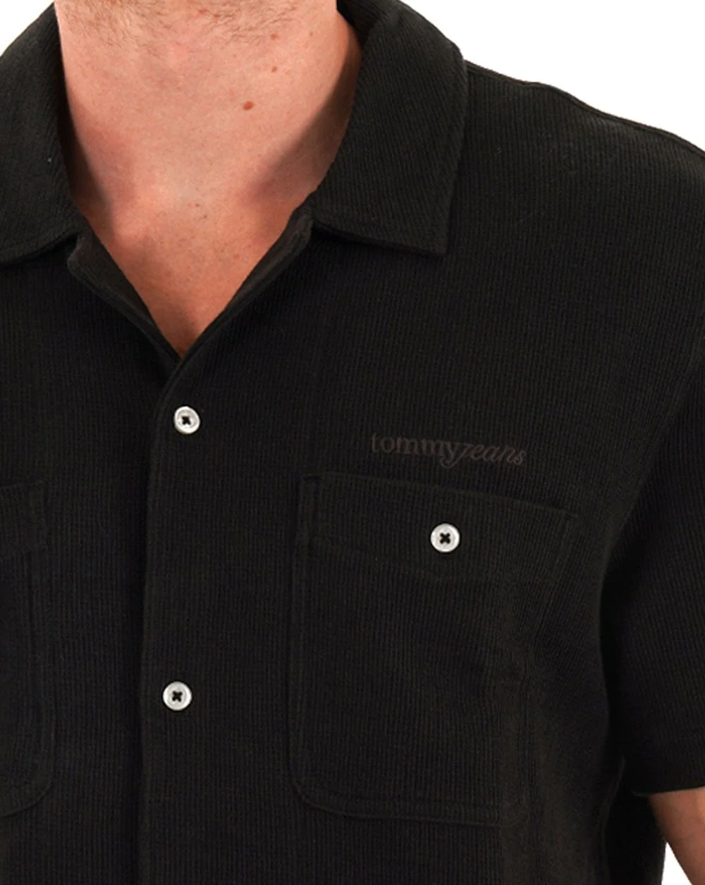 Tommy Jeans Waffle Camp Shirt Black - Image 2