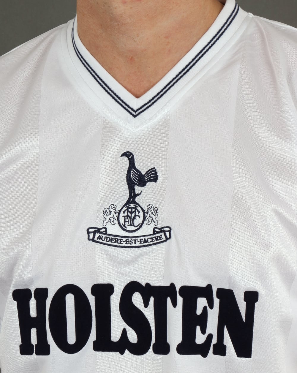 Tottenham 1983 Retro Football Shirt White - Image 2
