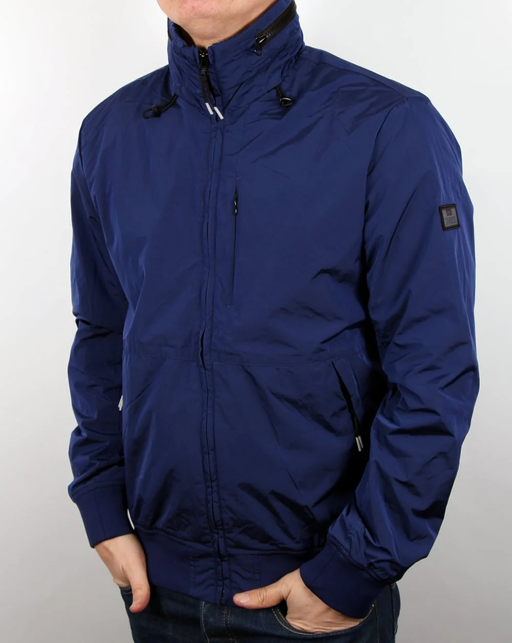 Weekend Offender Singapore Sling Jacket Electric