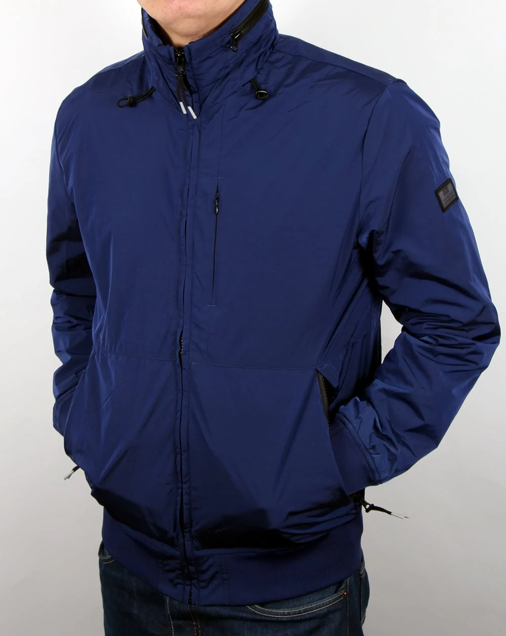 Weekend Offender Singapore Sling Jacket Electric - Image 3